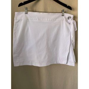 Zac & Rachel White Side Tie Wrap Around Skirt with Undershorts - 24W